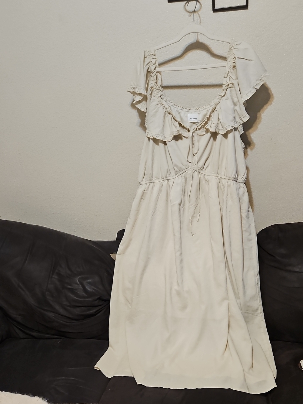 ANDREE BY UNIT Cream Ruffle-Tie Maxi Dress